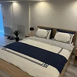 Apartment Tres Bel Type Loft De 40 M2, Classe 3 Etoiles Dans Maison Avec Parking Privatif