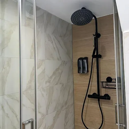 Apartment Tres Bel Type Loft De 40 M2 Dans Maison Avec Parking Privatif *