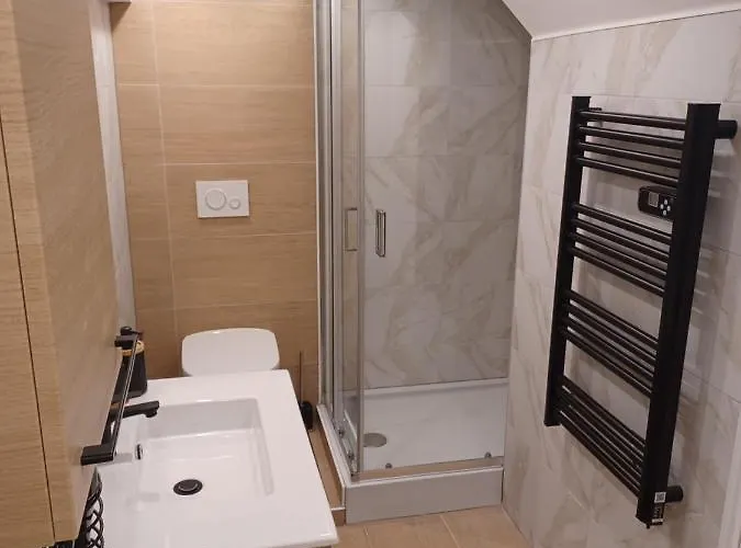 Tres Bel Type Loft De 40 M2, Classe 3 Etoiles Dans Maison Avec Parking Privatif *